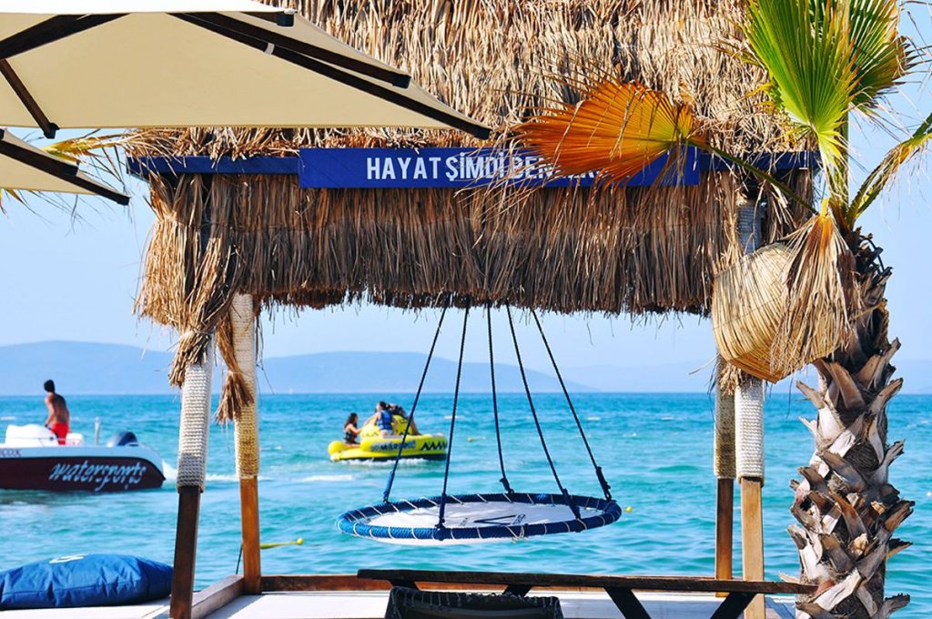 Çeşme Okeanos restaurant & Beach, megaplus dergisi 35. sayı