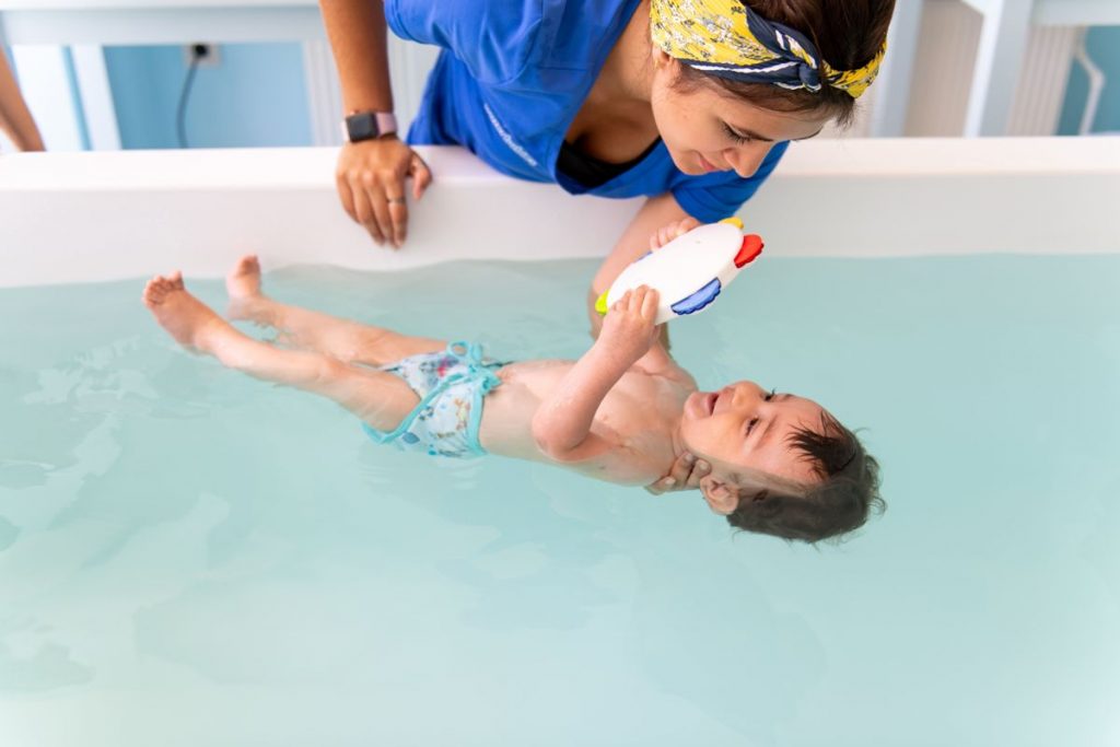 Waterbabies bebek ve çocuklar için yüzme eğitimi, megaplus dergisi 36. sayı