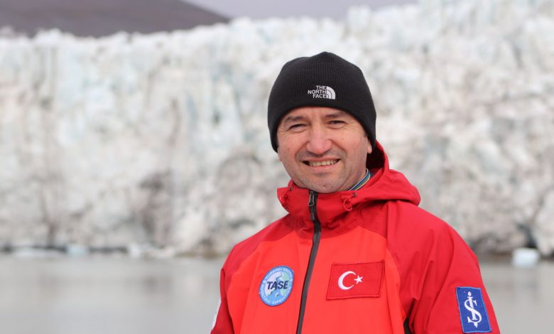 Kuzey Kutbu’na gerçekleştirilen “İlk Türk Arktik Bilimsel Seferi’’ projesinde Piri Reis Üniversitesi Öğretim Görevlisi Barbaros Büyüksağnak yer aldı.