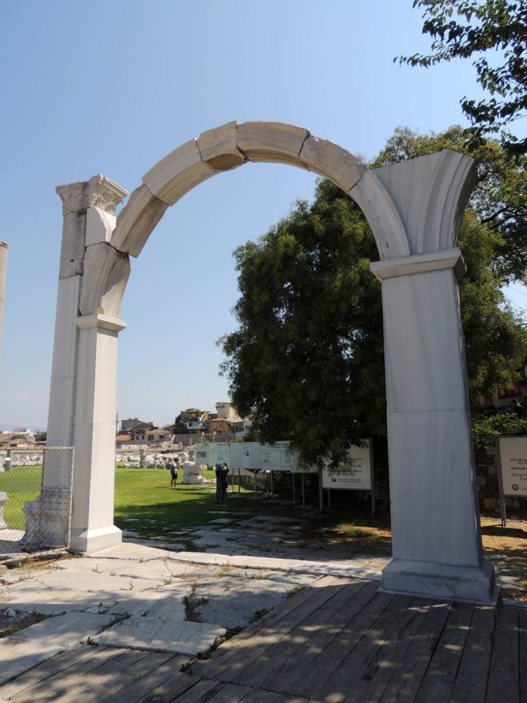 İzmir Agora tarihi Kenti, megaplus dergisi 39. sayı