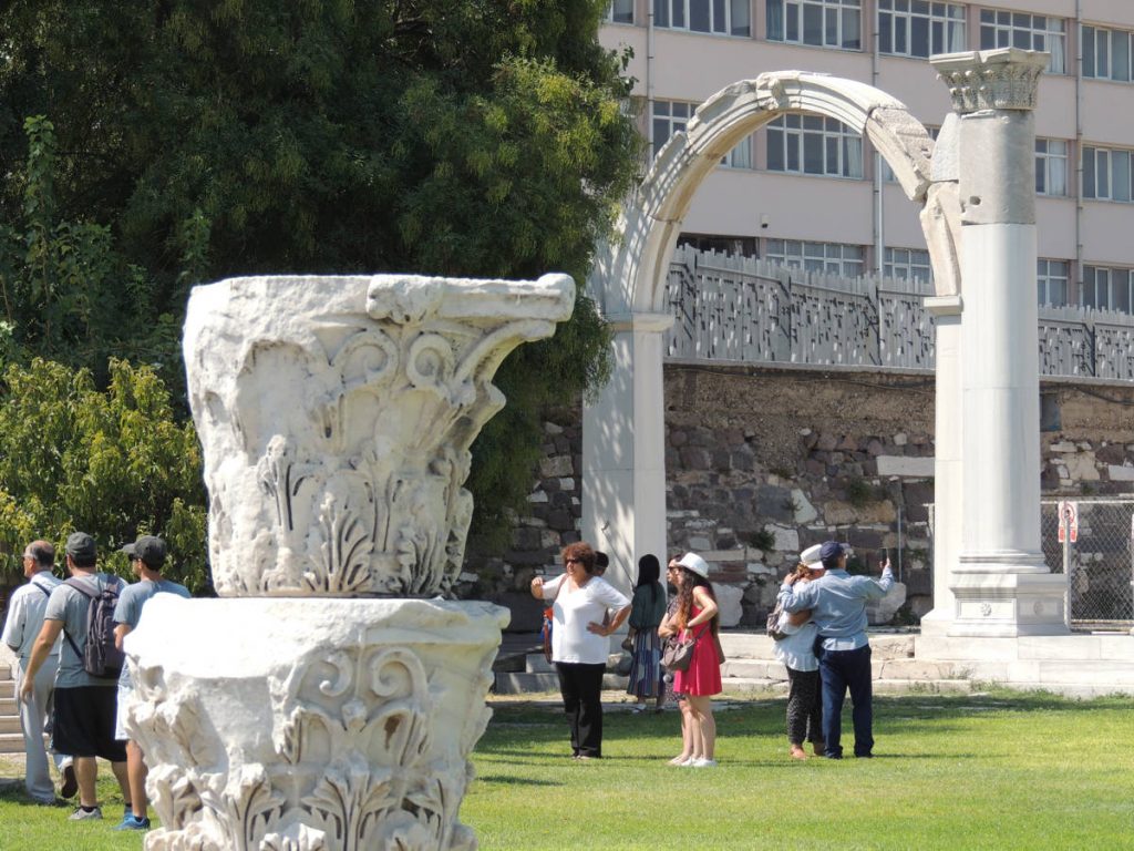 İzmir Agora tarihi Kenti, megaplus dergisi 39. sayı
